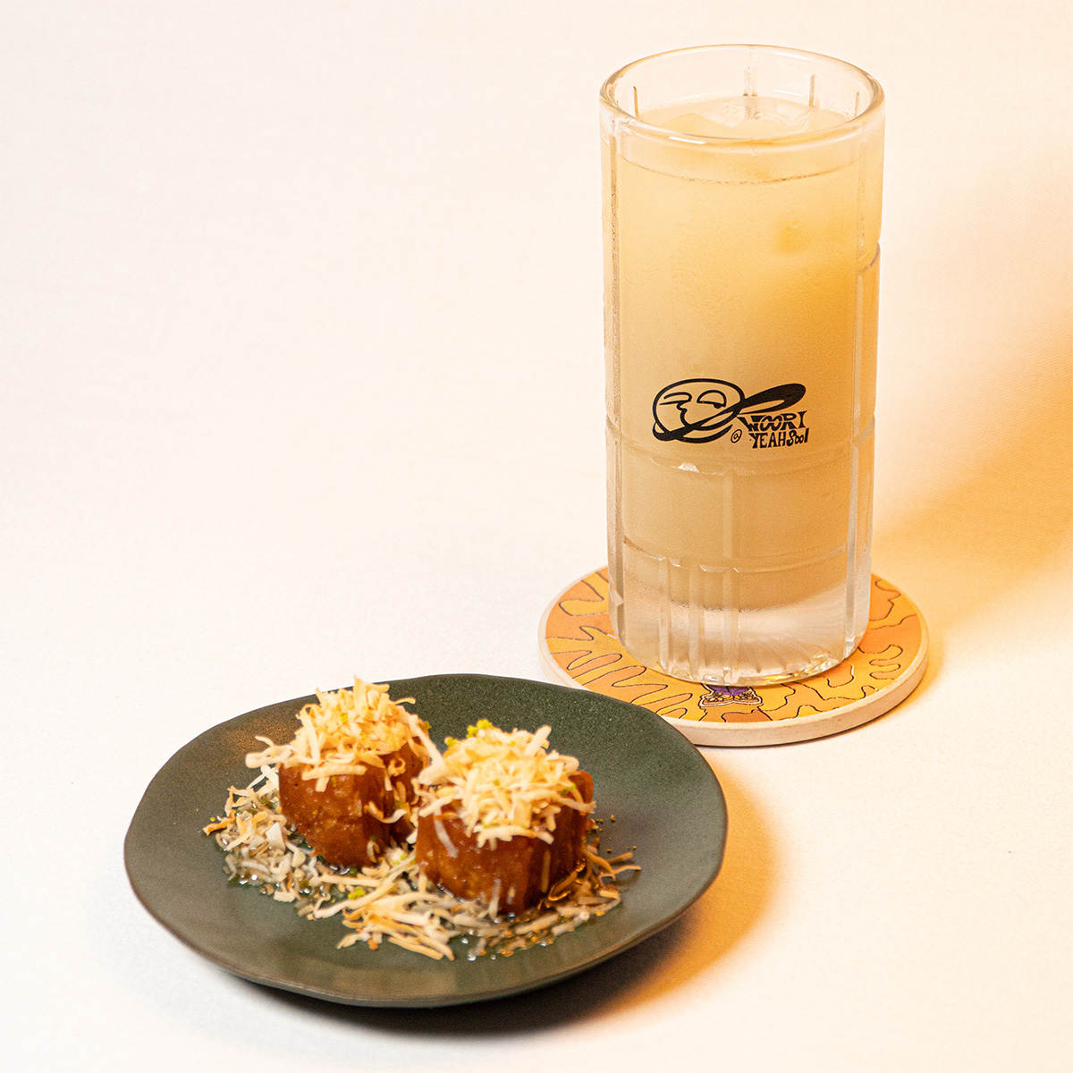 수제 약과와 시즈널 드래프트 막걸리 1잔